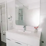 Prestigious And Stylish דירה בלד