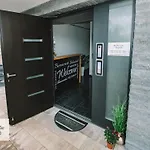 Prestigious And Stylish דירה