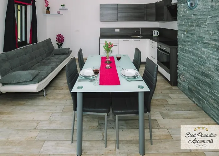 Апартаменты Prestigious And Stylish